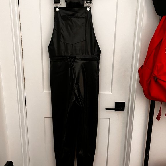 BLACK FAUX LEATHER OVERALLS SIZE SMALL - Picture 3 of 10